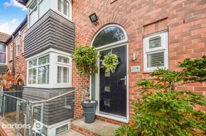 Photo 26- click for photo gallery